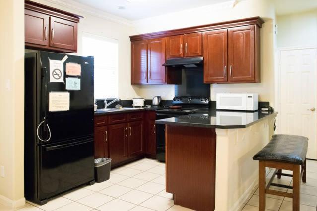 Villa Corporate 2 Bedroom Suite Furnished Condo Хюстън Екстериор снимка